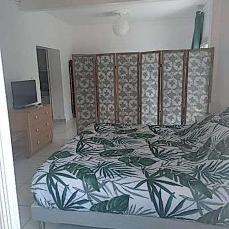 Maison Agreable Avec Stationnement Privatif Angoulême Kültér fotó